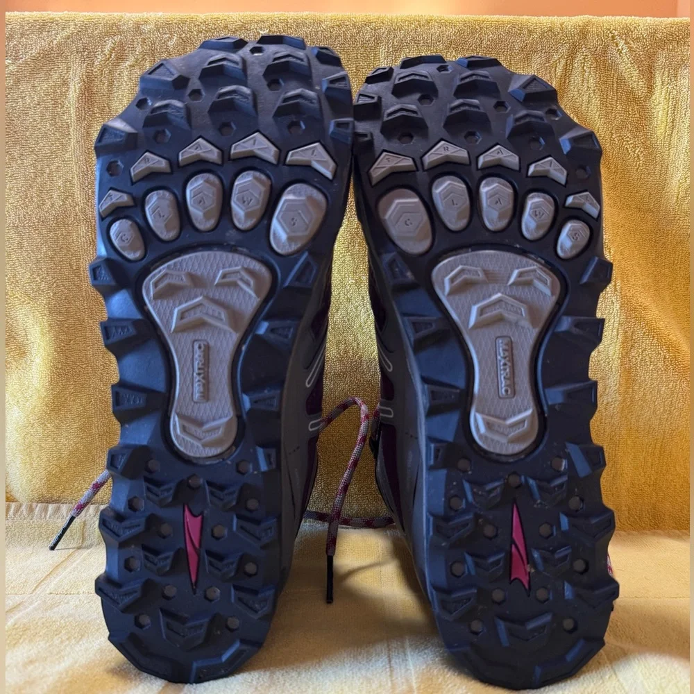 Women’s Altra hiking boots size 10.5 - Picture 5 of 12